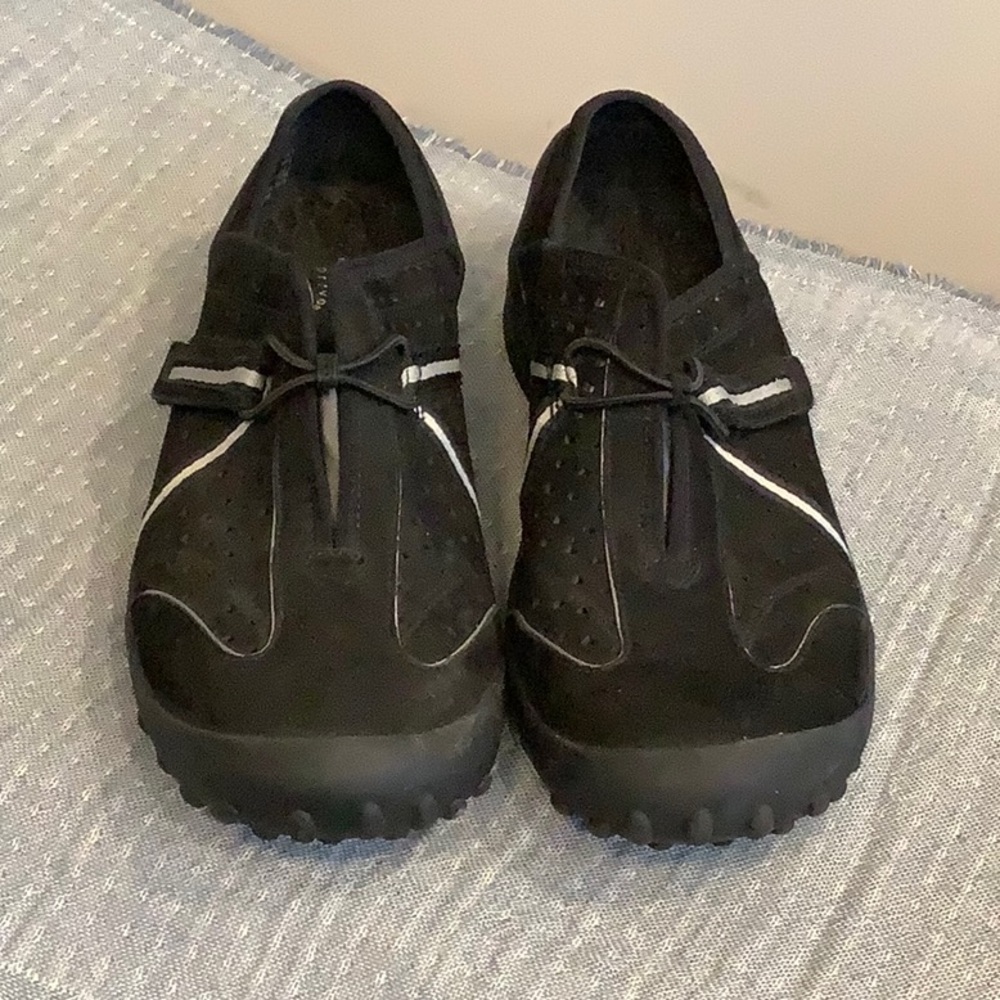 Clark’s Provo Black Suede Casual Shoe, Size 10 FTTS